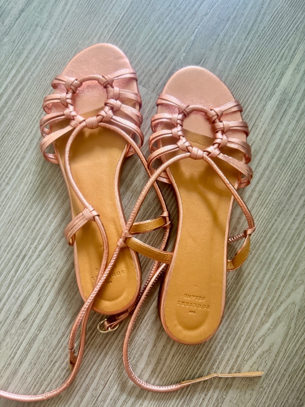 Metallic pink Sezane flat sandal